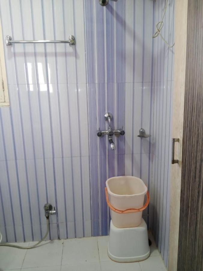 Hotel Chandrawali By Wb Inn Ballia Eksteriør billede