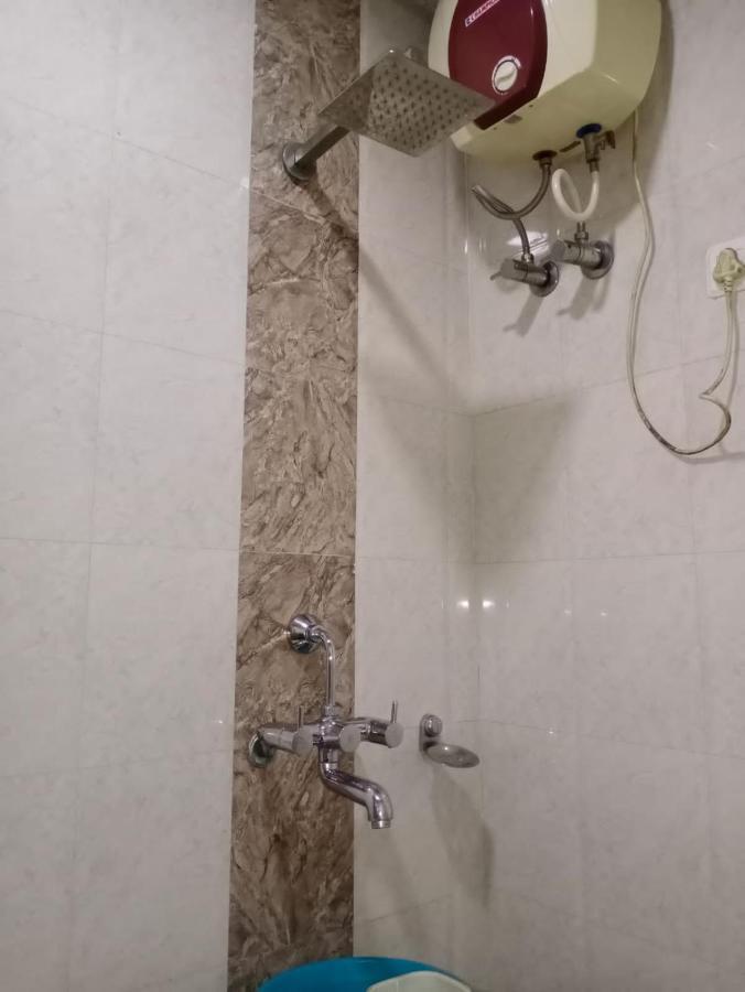 Hotel Chandrawali By Wb Inn Ballia Eksteriør billede