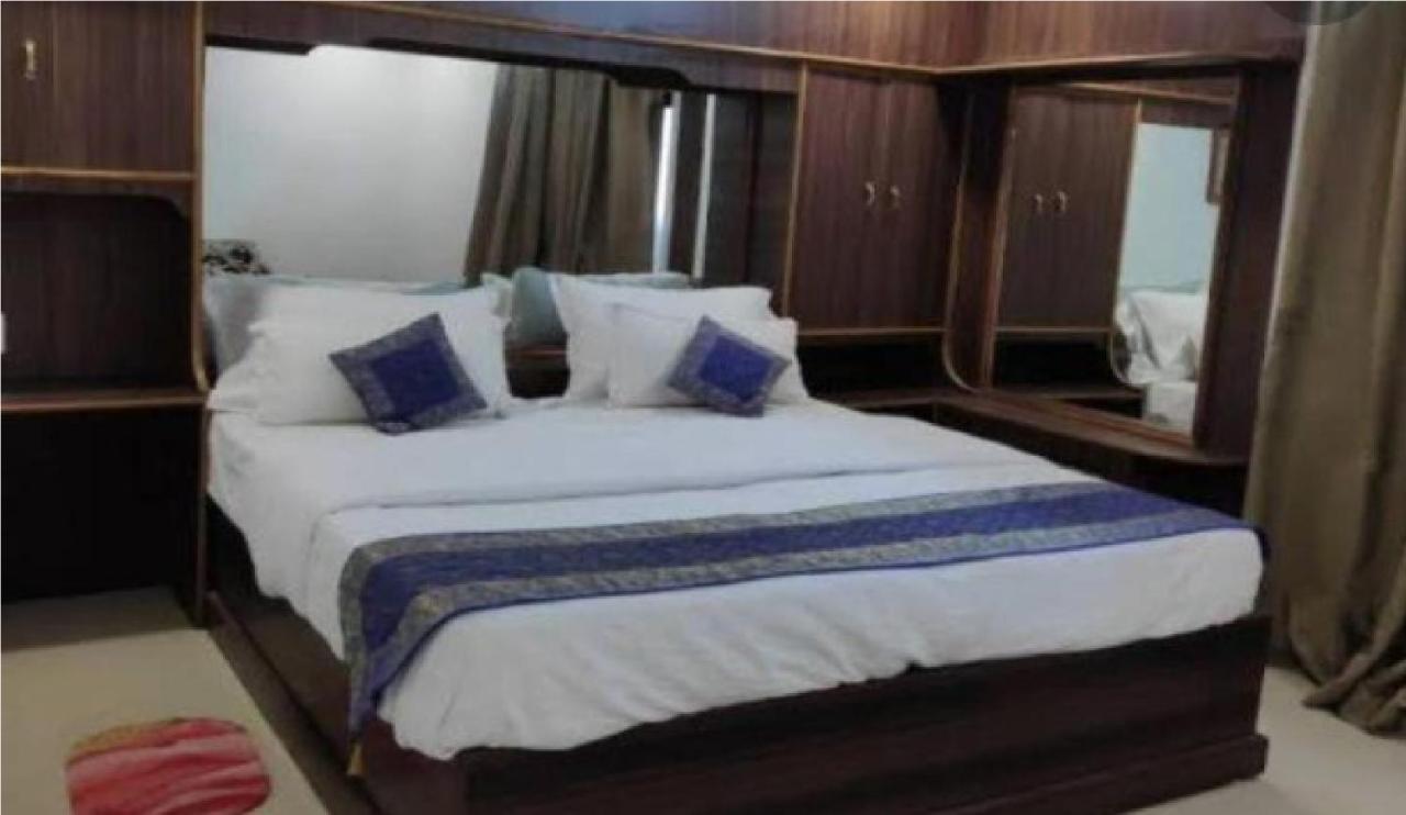 Hotel Chandrawali By Wb Inn Ballia Eksteriør billede